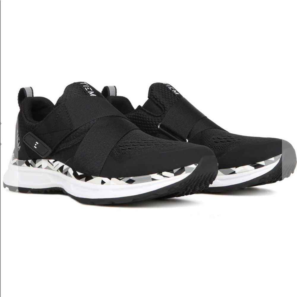 TIEM INDOOR Cycling shoes 🚴🏼‍♂️BRAND NEW⭐️🌟